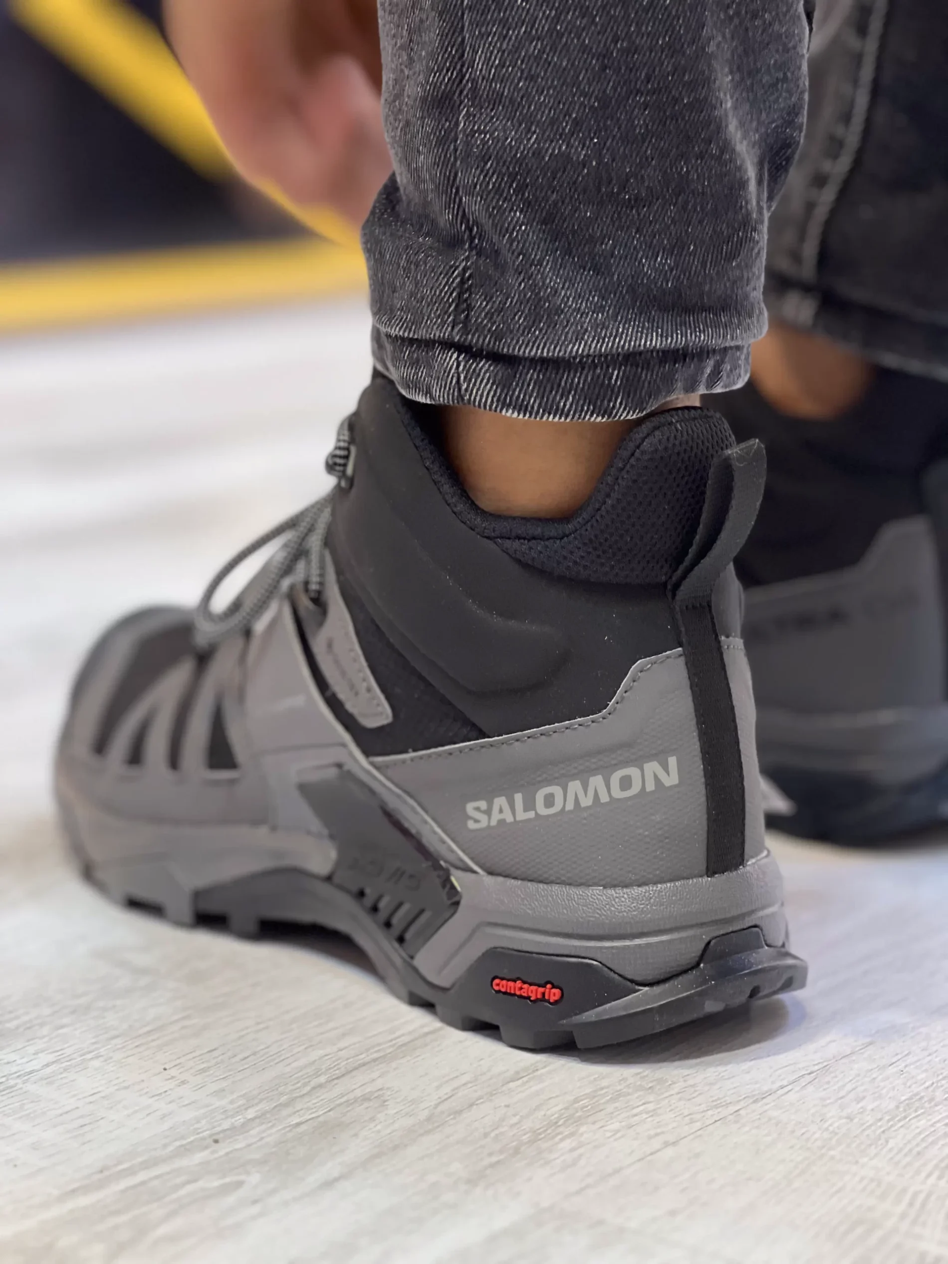 بوت مردانه سالومون مدل Salomon X Ultra 4 Mid Gtx L41383400 1 1 scaled